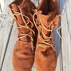 Minnetonka Moccasins